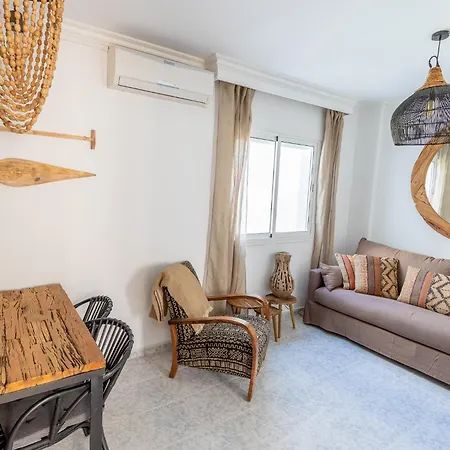 Flores Apartman Nerja