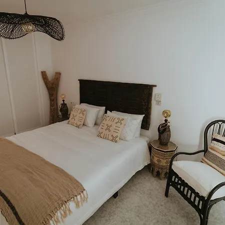 Apartman Flores *