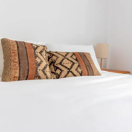 Flores Apartman *